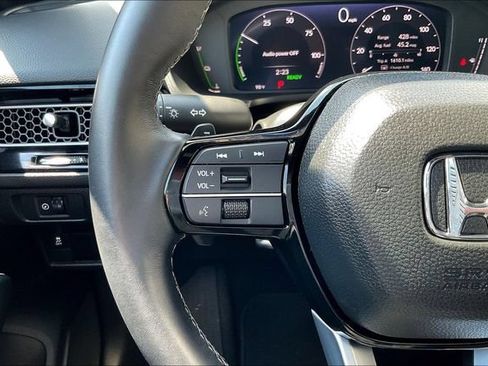 Used 2025 Honda Civic Sport Touring image 13