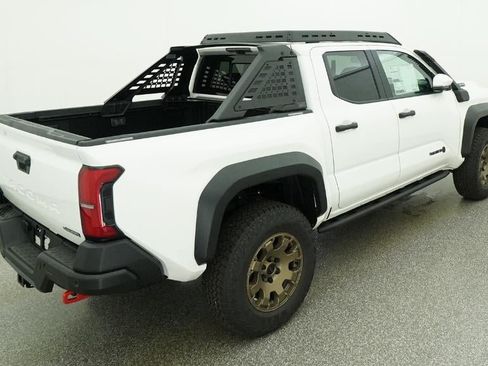 New 2026 Toyota Tacoma 4x4 Double Cab Hybrid image 9