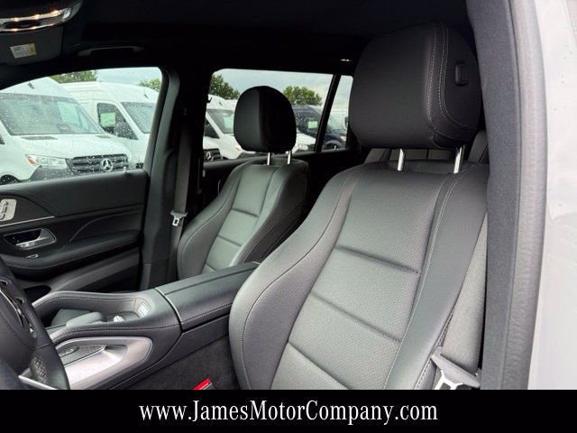 Certified 2025 Mercedes-Benz GLS 450 4MATIC image 16