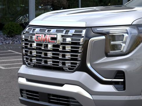 New 2026 GMC Terrain Denali AWD/4WD image 13