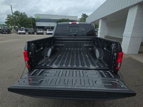 Used 2018 Ford F150 Lariat w/ Equipment Group 502A Luxury RWD image 19