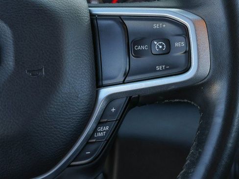 Used 2019 RAM 1500 Big Horn image 23