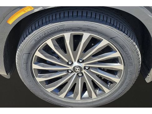 Used 2025 Hyundai Palisade Calligraphy FWD image 10