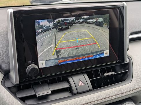 Used 2024 Toyota RAV4 XLE w/ Convenience Package image 25