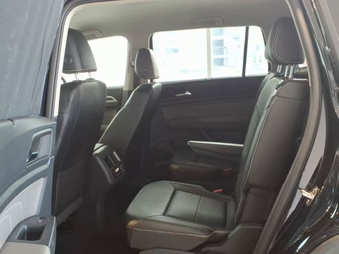 Used 2023 Volkswagen Atlas SE AWD/4WD image 13