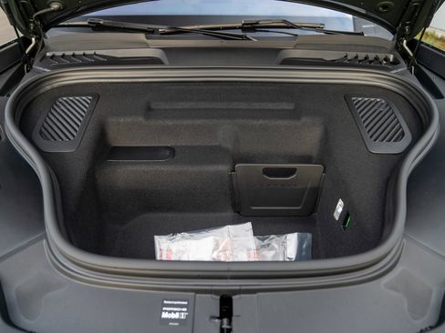 New 2026 Porsche Macan 4 Electric AWD/4WD image 28