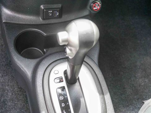 Used 2019 Nissan Versa SV FWD image 23