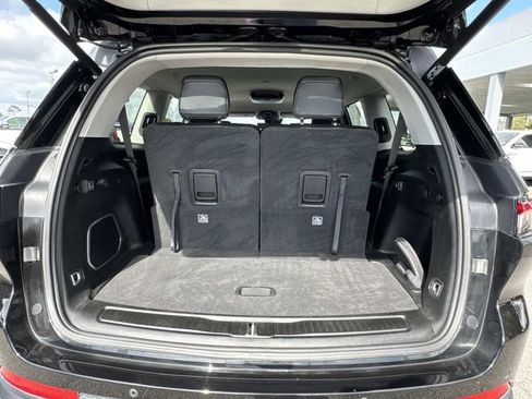 Used 2022 Jeep Grand Cherokee L Limited w/ Luxury Tech Group II image 13