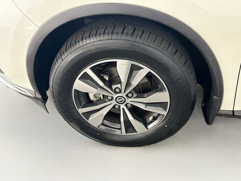 Used 2022 Nissan Murano SV AWD/4WD image 11