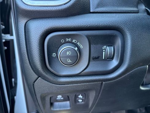 Used 2023 RAM 1500 Lone Star image 29