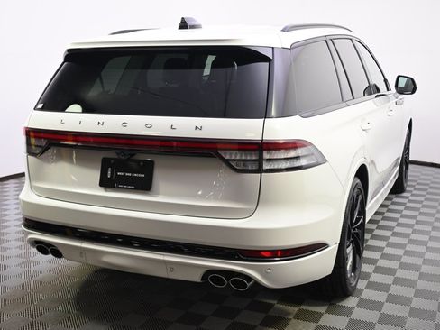 New 2026 Lincoln Aviator Reserve image 6