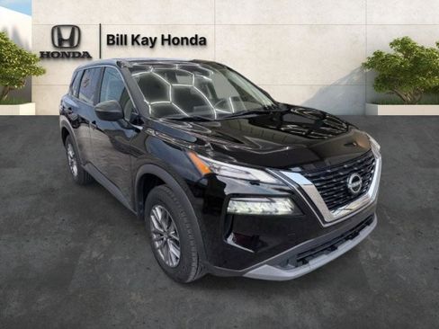 Used 2023 Nissan Rogue S image 14