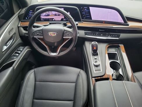 Used 2024 Cadillac Escalade ESV Luxury w/ LPO, Floor Liner Package image 17