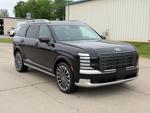Used 2026 Hyundai Palisade Calligraphy AWD/4WD image 1