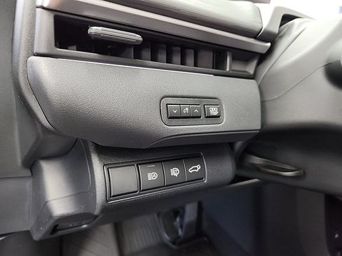 New 2026 Toyota C-HR AWD/4WD image 11