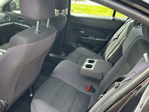 Used 2014 Chevrolet Cruze LT w/ Technology Package FWD image 14