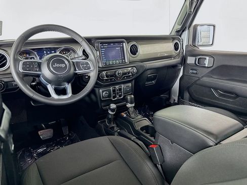 Used 2023 Jeep Gladiator Overland image 33