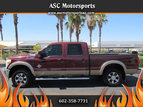 Used 2011 Ford F250 Lariat w/ Lariat Interior Pkg AWD/4WD image 1
