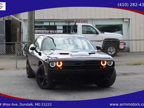 Used 2015 Dodge Challenger R/T w/ Quick Order Package 28B R/T RWD image 1
