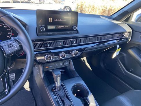 Used 2025 Honda Civic Sport image 22