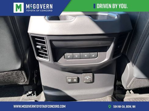 Used 2026 Toyota Tundra Platinum AWD/4WD image 18