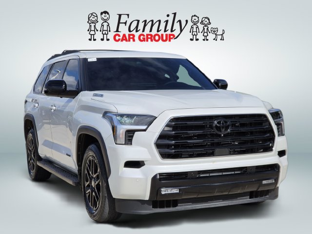 Used 2025 Toyota Sequoia Limited RWD image 2