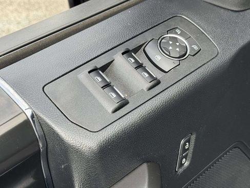 Used 2019 Ford F150 XLT w/ Equipment Group 302A Luxury AWD/4WD image 27