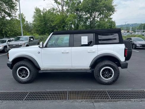 Used 2023 Ford Bronco Outer Banks w/ Sasquatch Package AWD/4WD image 7