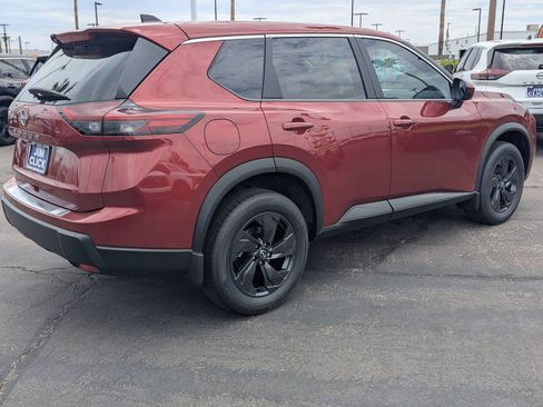 New 2026 Nissan Rogue SV FWD image 2