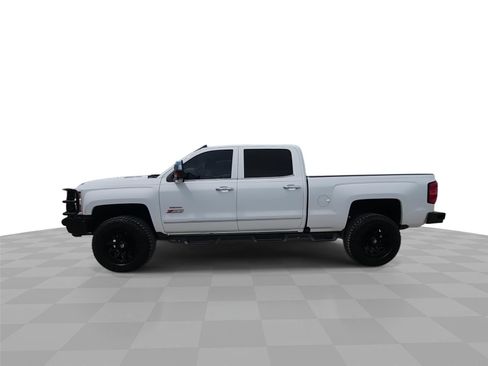 Used 2016 Chevrolet Silverado 2500 LTZ w/ Duramax Plus Package AWD/4WD image 5