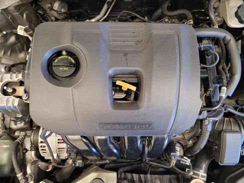 Used 2023 Kia Forte LXS image 30