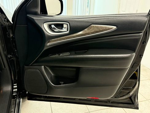 Used 2014 INFINITI QX60 AWD w/ Premium Plus Package image 26