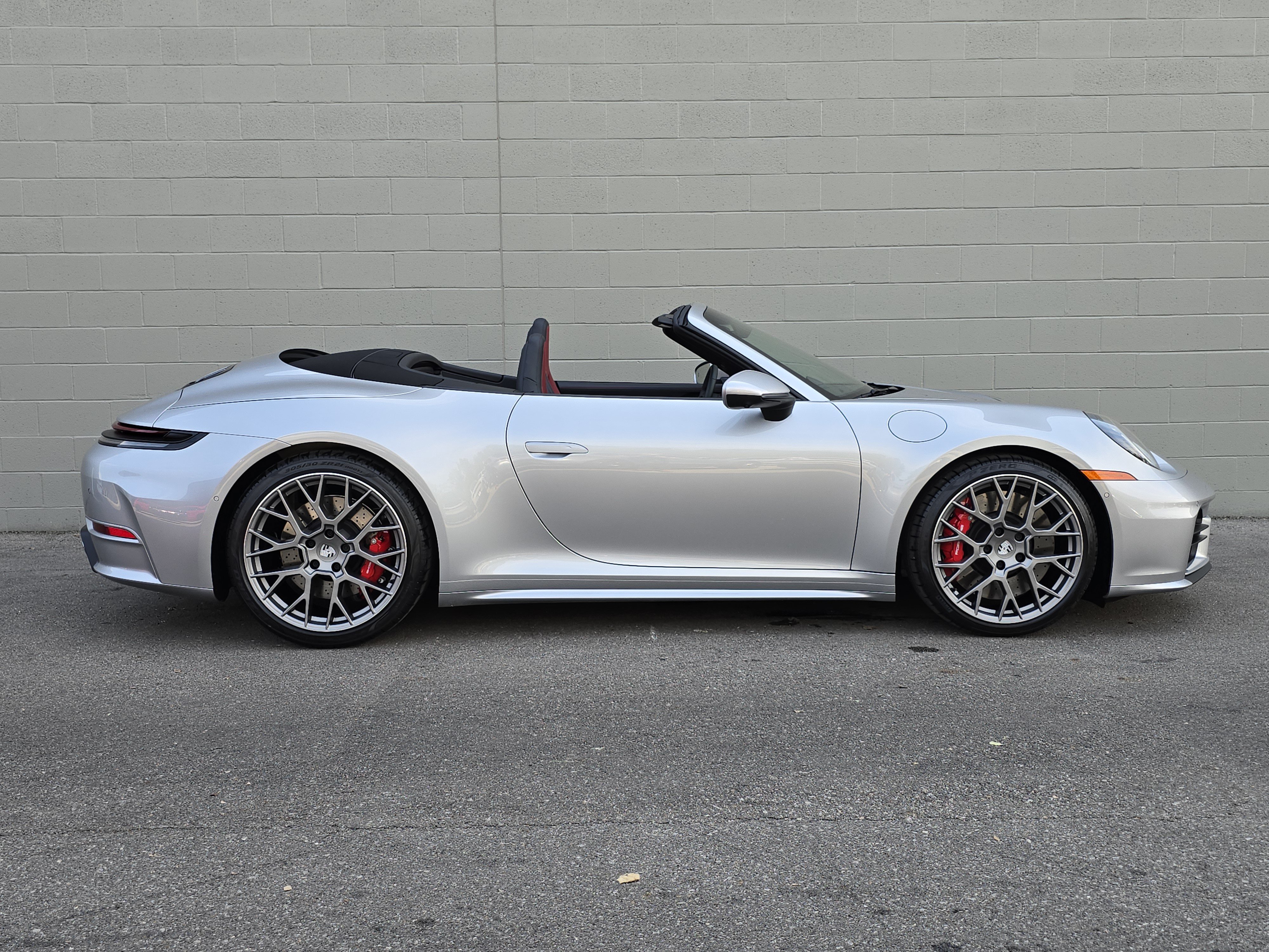 Certified 2026 Porsche 911 Carrera 4S AWD/4WD image 10