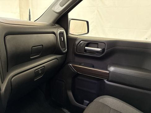 Used 2021 Chevrolet Silverado 1500 RST AWD/4WD image 27