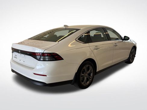 Certified 2023 Honda Accord EX image 3