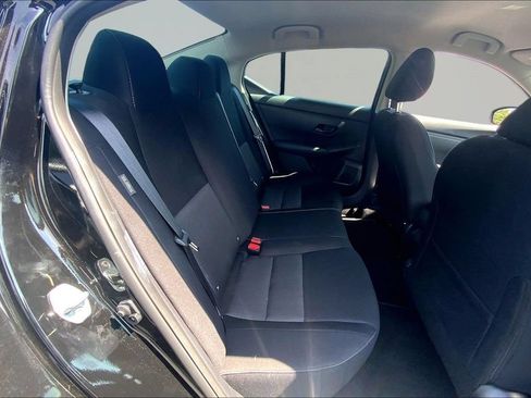 Used 2025 Nissan Sentra SV FWD image 17