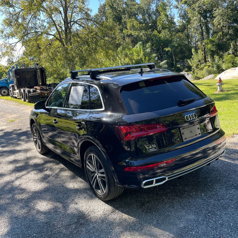 Used 2020 Audi Q5 e Premium Plus w/ Premium Plus Package AWD/4WD image 4
