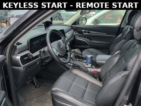 Used 2025 Kia Telluride SX w/ SX Captain's Chair Package AWD/4WD image 8