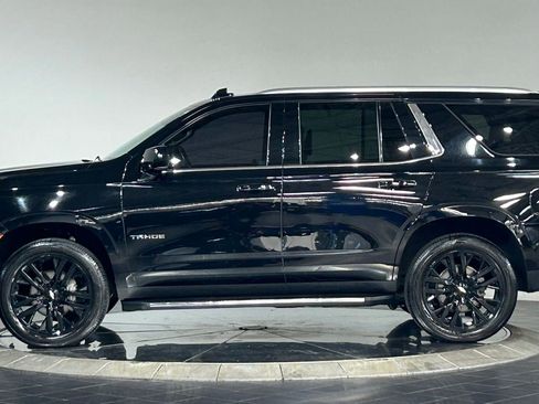 Used 2021 Chevrolet Tahoe LT w/ Rear Media and Nav Package AWD/4WD image 3