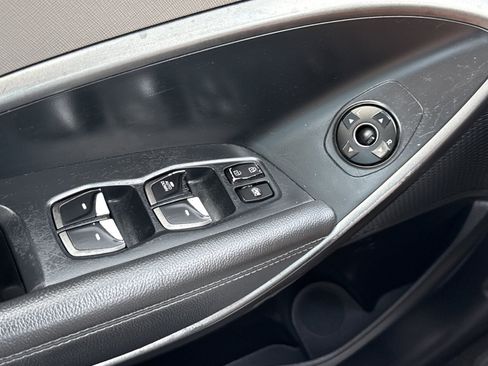 Used 2018 Hyundai Santa Fe Sport FWD image 15