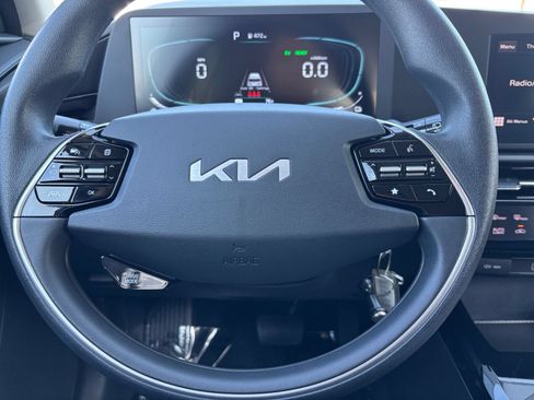 Used 2026 Kia Niro LX FWD image 28