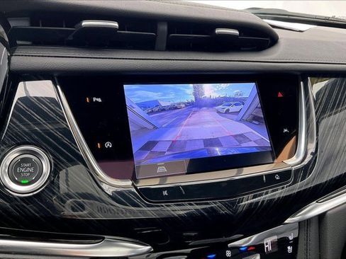 Used 2025 Cadillac XT6 Premium Luxury image 23