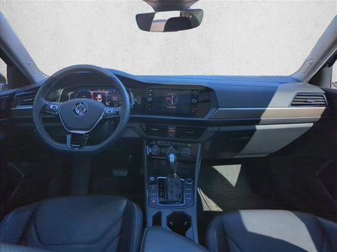 Used 2021 Volkswagen Jetta SEL Premium image 21