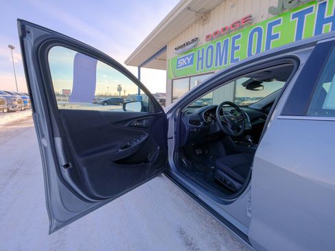 Used 2024 Chevrolet Malibu LT image 25