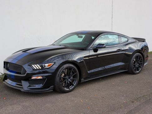 Used 2018 Ford Mustang Shelby GT350 w/ Electronics Package image 11