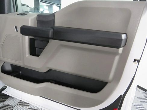 Used 2020 Ford F350 XL w/ Power Equipment Group image 39