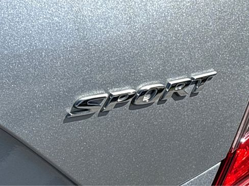 Used 2019 Honda Civic Sport image 23