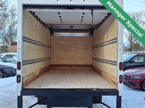 Used 2023 Mercedes-Benz Sprinter 3500 image 9