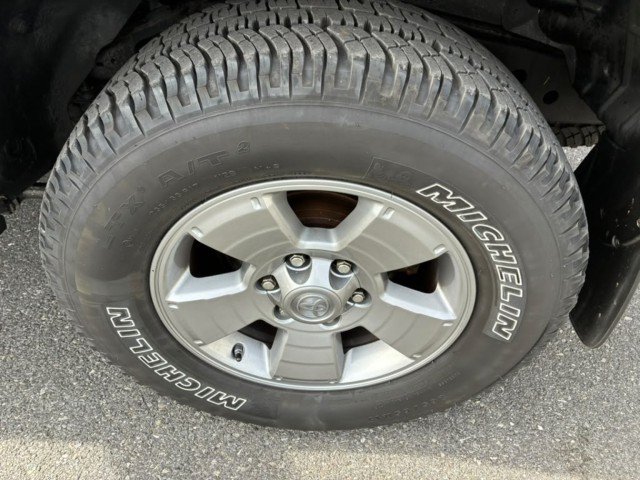 Used 2007 Toyota 4Runner SR5 AWD/4WD image 29