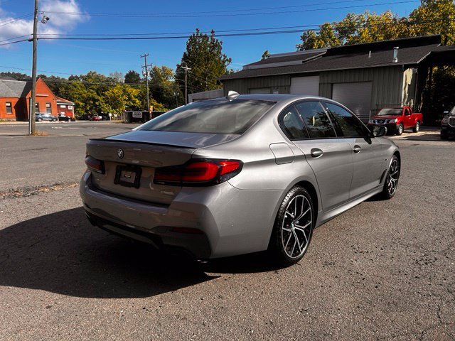 Used 2023 BMW 530e xDrive w/ Executive Package AWD/4WD image 7